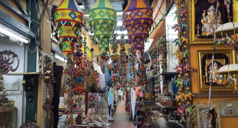 cheap shopping at little india arcade